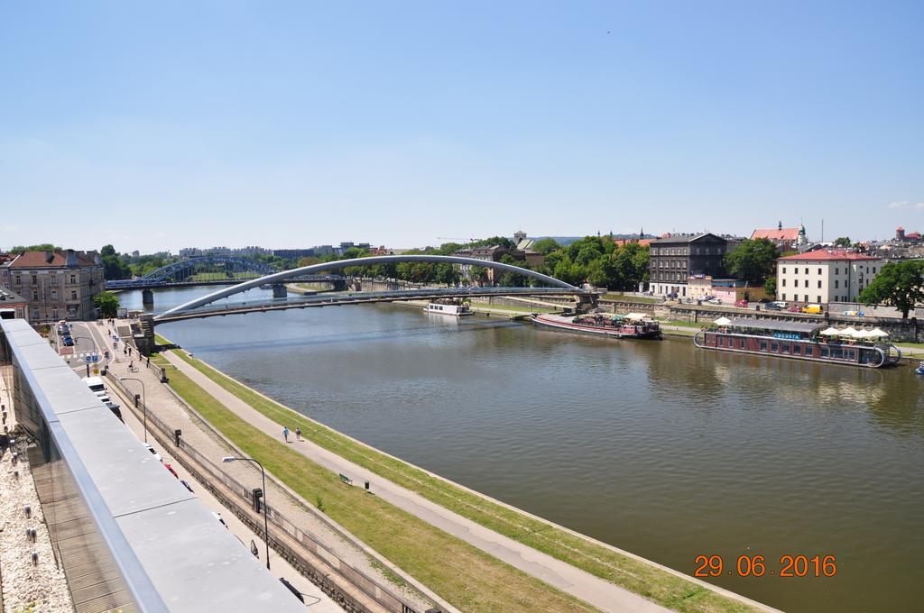 Nadwislanska 11 M.169 Apartment Krakow Luaran gambar