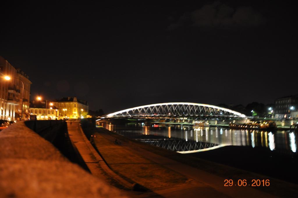 Nadwislanska 11 M.169 Apartment Krakow Luaran gambar